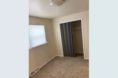 12017 S Michigan Avenue, Chicago, IL 60628 - Photo 6