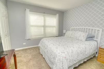 688 Stewart Avenue, North Aurora, IL 60542 - Photo 22