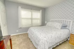 688 Stewart Ave, North Aurora, IL 60542 - Photo 22