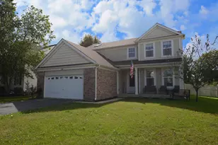 688 Stewart Ave, North Aurora, IL 60542 - Photo 1