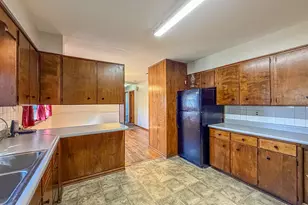 420 W Pierce Ave, Charleston, IL 61920 - Photo 12