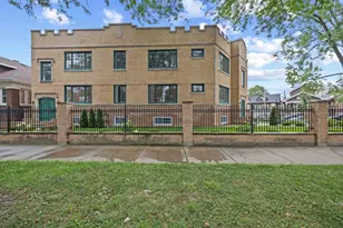 3107 N Harding Ave, Chicago, IL 60618 - Photo 2