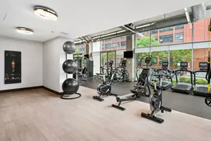 910 W Huron St, Chicago, IL 60642 - Photo 18