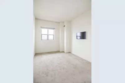910 W Huron Street #1409, Chicago, IL 60642 - Photo 10