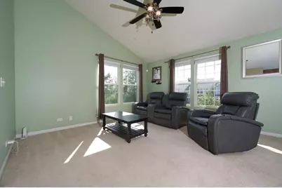 250 Devoe Drive, Oswego, IL 60543 - Photo 6
