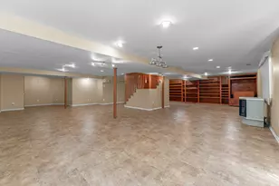 230 Lakeview Ct, Steger, IL 60475 - Photo 34