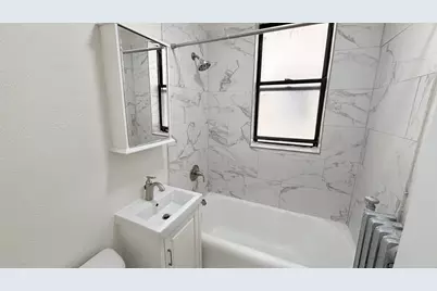 839 W Sheridan Road #325, Chicago, IL 60613 - Photo 8
