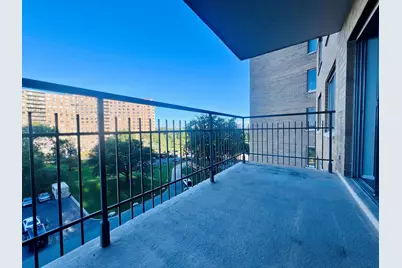 7033 N Kedzie Avenue #710, Chicago, IL 60645 - Photo 18