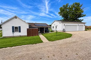 317 S Maple St, Wyanet, IL 61379 - Photo 1