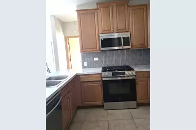 1990 Larkin Avenue #14, Elgin, IL 60123 - Photo 8