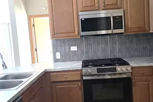 1990 Larkin Ave, Elgin, IL 60123 - Photo 8