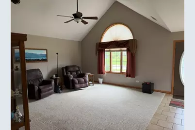 1658 Kirsten Lee Drive #1658, Wilmington, IL 60481 - Photo 2