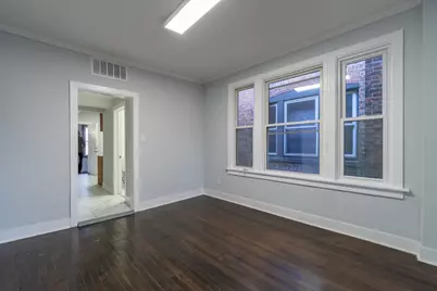6961 S Eberhart Avenue, Chicago, IL 60637 - Photo 8