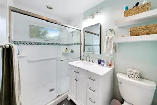 833 E Rockland Rd, Libertyville, IL 60048 - Photo 20