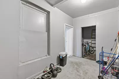 2333 S Whipple Street, Chicago, IL 60623 - Photo 32
