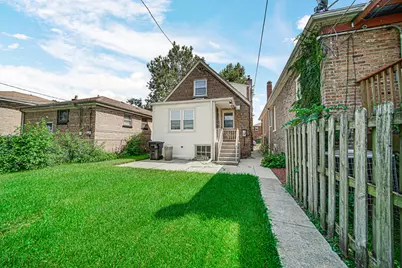8610 S Vernon Avenue, Chicago, IL 60619 - Photo 20