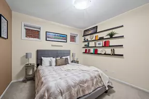3835 N Ashland Ave, Chicago, IL 60613 - Photo 18