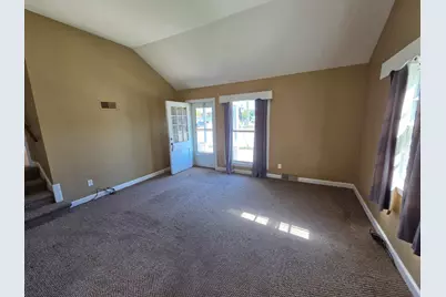 1725 Locust Street, Sterling, IL 61081 - Photo 10