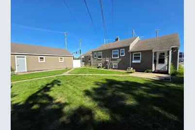 1725 Locust Street, Sterling, IL 61081 - Photo 2