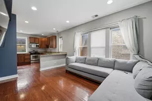 7205 N Damen Ave, Chicago, IL 60645 - Photo 2