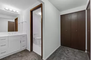 864 Pinehurst Ln, Schaumburg, IL 60193 - Photo 14