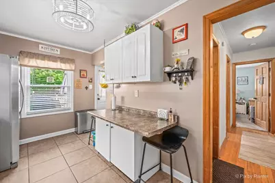 249 W Butterfield Road, Elmhurst, IL 60126 - Photo 8