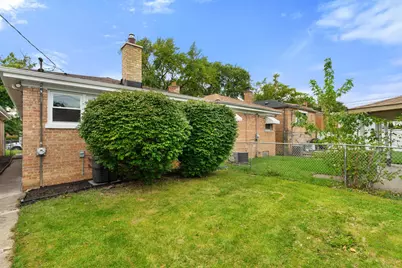 9625 S Lowe Avenue, Chicago, IL 60628 - Photo 14