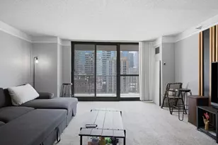 10 E Ontario St, Chicago, IL 60611 - Photo 6