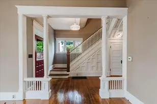 302 W Wood St, Bloomington, IL 61701 - Photo 14