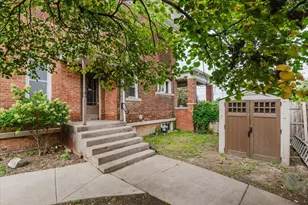 302 W Wood St, Bloomington, IL 61701 - Photo 40
