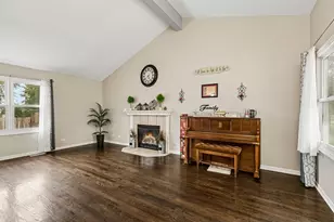 1677 Carol Anne Dr, Morris, IL 60450 - Photo 8
