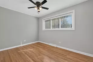 471 E 15th Pl, Lombard, IL 60148 - Photo 10