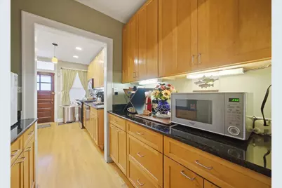6211 N Mozart Street #2N, Chicago, IL 60659 - Photo 12