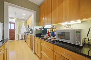 6211 N Mozart St, Chicago, IL 60659 - Photo 12