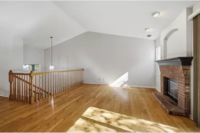 267 Weather Hill Drive, Willowbrook, IL 60527 - Photo 8