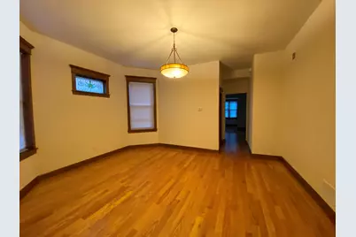 3304 N Albany Avenue, Chicago, IL 60618 - Photo 4