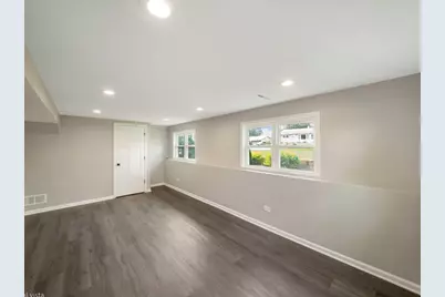 2N579 Diane Avenue, Glen Ellyn, IL 60137 - Photo 18