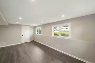 2N579 Diane Ave, Glen Ellyn, IL 60137 - Photo 18