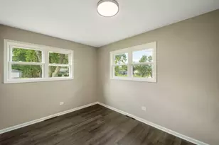 2N579 Diane Ave, Glen Ellyn, IL 60137 - Photo 14