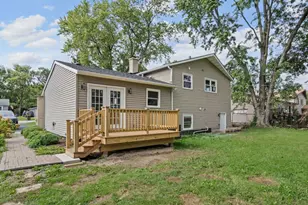 2N579 Diane Ave, Glen Ellyn, IL 60137 - Photo 22