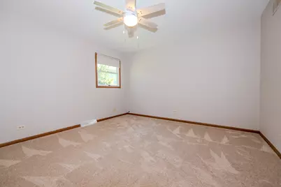 2516 Red Oak Trail, Crest Hill, IL 60403 - Photo 24