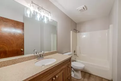 2516 Red Oak Trail, Crest Hill, IL 60403 - Photo 20