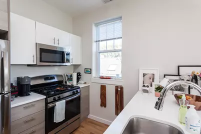 1740 W Henderson Street #3, Chicago, IL 60657 - Photo 10