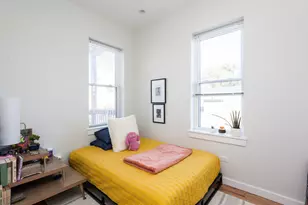1740 W Henderson St, Chicago, IL 60657 - Photo 14