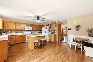 1416 Sandwich Dr, Lake Holiday, IL 60548 - Photo 20