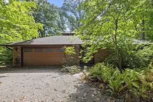 2975 Arrowwood Trail, Riverwoods, IL 60015 - Photo 2