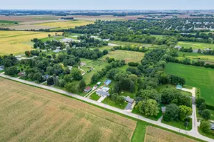 2292 N Leaf River Rd, Mount Morris, IL 61054 - Photo 42
