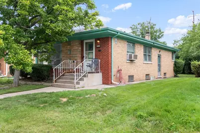 3806 Harvard Terrace, Skokie, IL 60076 - Photo 2