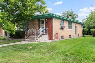 3806 Harvard Terrace, Skokie, IL 60076 - Photo 2