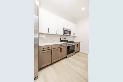 1052 N Central Park Avenue, Chicago, IL 60651 - Photo 8